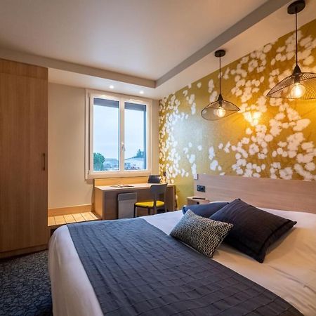 Sous Les Pins Hotel Etoile-sur-Rhone Luaran gambar
