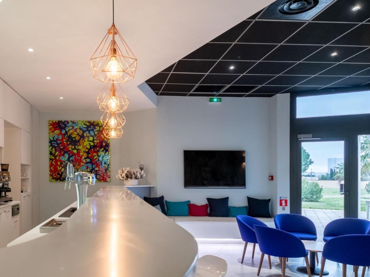 Sous Les Pins Hotel Etoile-sur-Rhone Luaran gambar