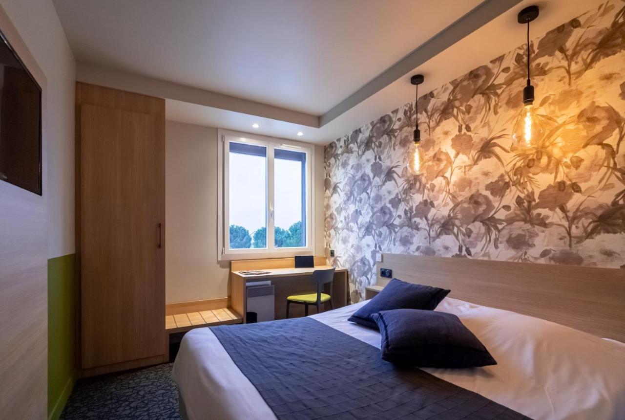 Sous Les Pins Hotel Etoile-sur-Rhone Luaran gambar